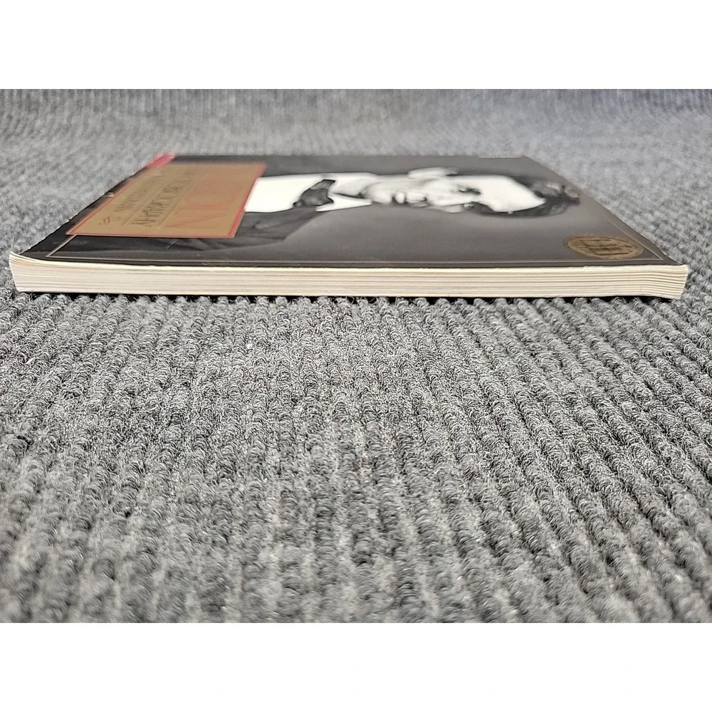 LINCOLN by Russell‎ Freedman, Newbery Award 1988, 1st Edition 3rd Printing, HCDJ